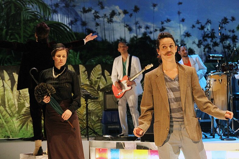 Nietzsche Contra Wagner
Nueva Germania Opera Tropical