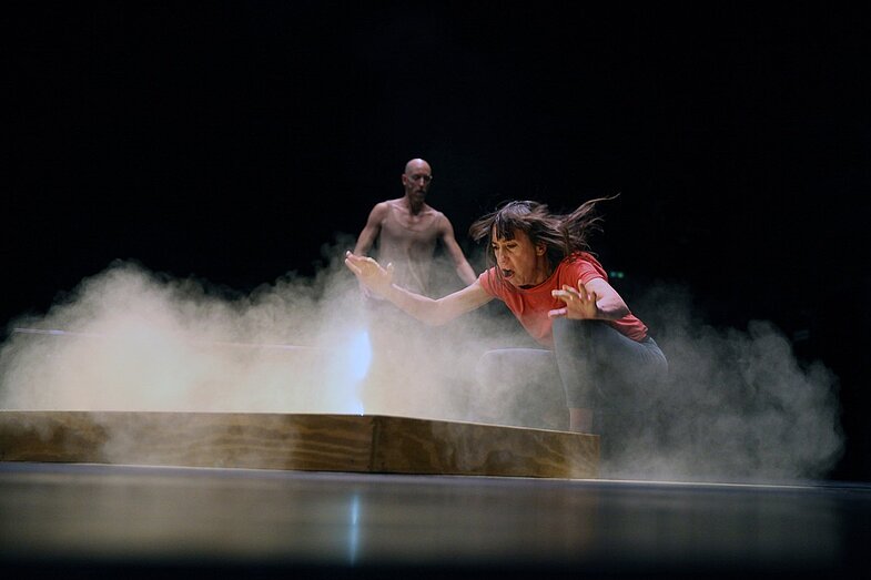 Those specks of dust (Kat Válastur) & 7 Dialogues (Matteo Fargion)